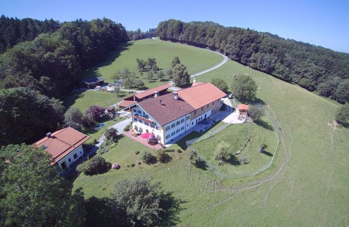Rohrdorf Apartment | 45 m² Apartment ∙ 2 bedrooms ∙ 4 guests