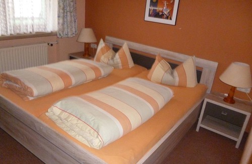 Bad Goegging Apartment | 45 m² Apartment ∙ 1 bedroom ∙ 3 guests