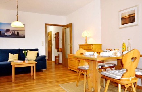Arlaching Apartment | 48 m² Apartment ∙ 2 bedrooms ∙ 4 guests