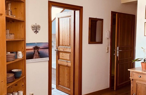 Bad Endorf Apartment | 48 m² Apartment ∙ 4 guests