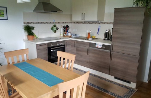 Breitbrunn a. Chiemsee Apartment | 50 m² Apartment ∙ 2 guests