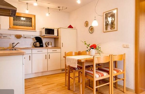 Burgberg Apartment | 50 m² Apartment ∙ 1 bedroom ∙ 2 guests