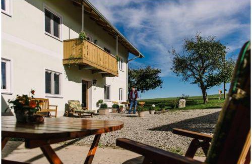 Ebersberg District Apartment | 50 m² Apartment ∙ 2 bedrooms ∙ 5 guests