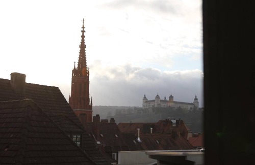 Wurzburg City Centre Apartment | 50 m² Apartment ∙ 4 guests