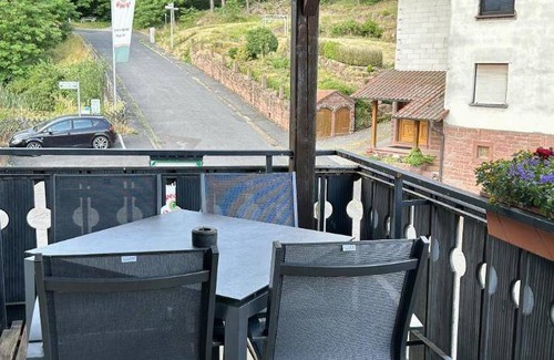 Neuenbuch Bed & Breakfast | 50 m² Bed and breakfast ∙ 5 guests