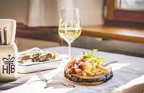 Rottach-Egern Bed & Breakfast | 50 m² Bed and breakfast ∙ 24 guests