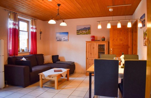 Schwarzenbach Apartment | 55 m² Apartment ∙ 2 bedrooms ∙ 2 guests