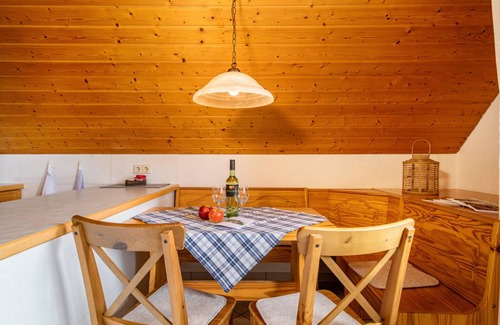 Rothkreuz Apartment | 55 m² Apartment ∙ 1 bedroom ∙ 4 guests