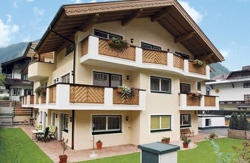 Mayrhofen Apartment | 56 m² Apartment ∙ 2 bedrooms ∙ 5 guests