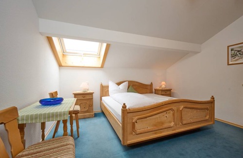 Marquartstein Apartment | 58 m² Apartment ∙ 2 bedrooms ∙ 2 guests