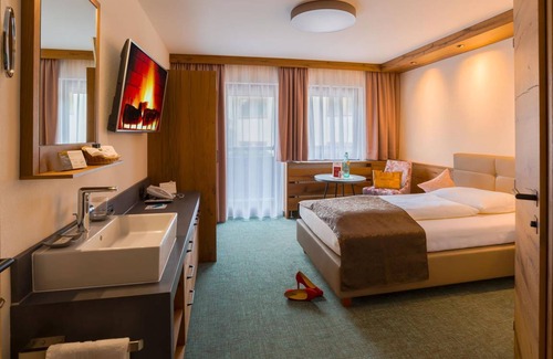 Vorderlanersbach Apartment | 59 m² Apartment ∙ 2 bedrooms ∙ 6 guests