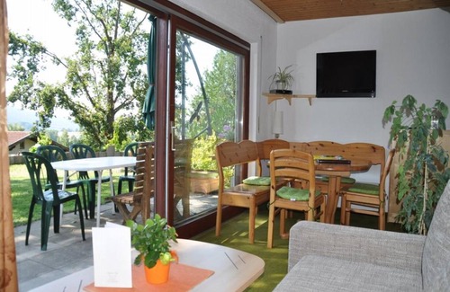 Arnbruck Apartment | 60 m² Apartment ∙ 2 bedrooms ∙ 5 guests