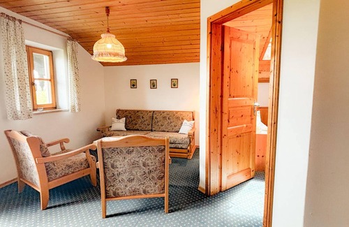 Seeon-Seebruck Apartment | 60 m² Apartment ∙ 2 bedrooms ∙ 4 guests