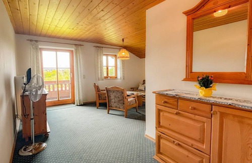 Seeon-Seebruck Apartment | 60 m² Apartment ∙ 2 bedrooms ∙ 4 guests