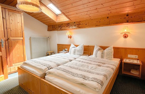 Seeon-Seebruck Apartment | 60 m² Apartment ∙ 2 bedrooms ∙ 4 guests