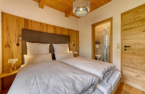Barnzell Ski Chalet | 63 m² Chalet ∙ 2 bedrooms ∙ 4 guests