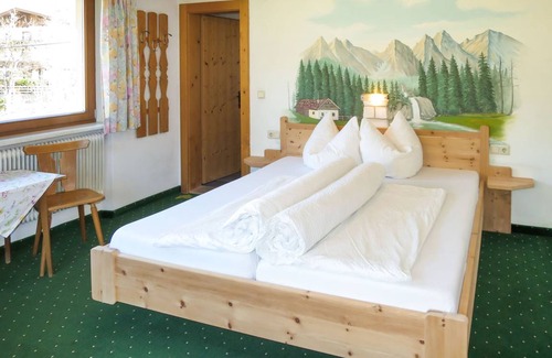 Ramsau im Zillertal Apartment | 65 m² Apartment ∙ 2 bedrooms ∙ 5 guests