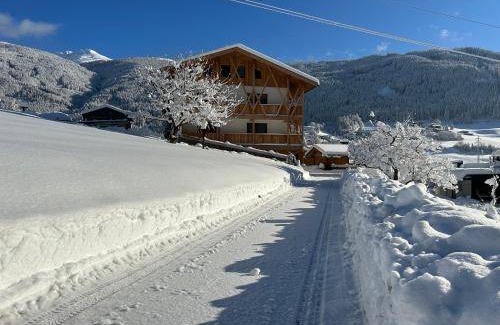 Muhlbachl Apartment | 65 m² Apartment ∙ 2 bedrooms ∙ 5 guests