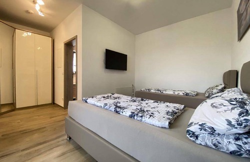 Wackersdorf Apartment | 65 m² Apartment ∙ 1 bedroom ∙ 3 guests