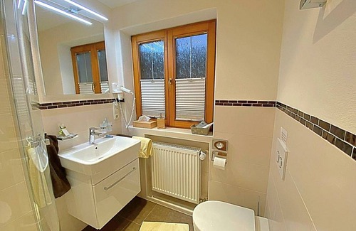 Entfelden Apartment | 65 m² Apartment ∙ 2 bedrooms ∙ 4 guests