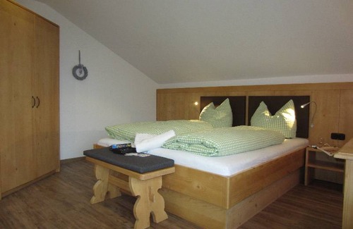 Kleinhogl Apartment | 65 m² Apartment ∙ 2 bedrooms ∙ 2 guests