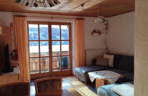 Sulzberg Apartment | 65 m² Apartment ∙ 2 bedrooms ∙ 4 guests