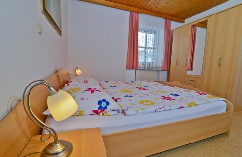 Arnbruck Apartment | 65 m² Apartment ∙ 3 bedrooms ∙ 6 guests