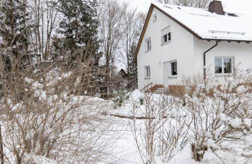 Oberkotzau Apartment | 65 m² Apartment ∙ 1 bedroom ∙ 4 guests