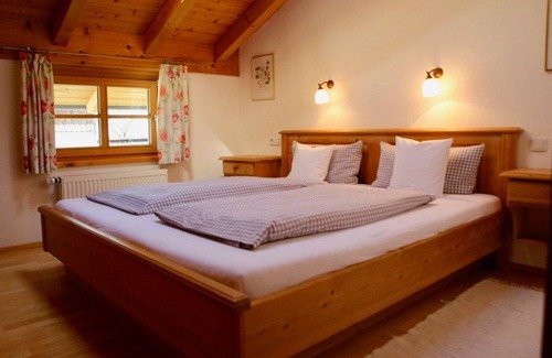 Peissenberg Apartment | 65 m² Apartment ∙ 2 bedrooms ∙ 4 guests