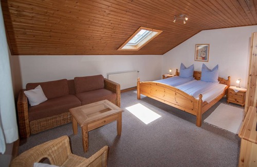 Seeon-Seebruck Apartment | 65 m² Apartment ∙ 2 bedrooms ∙ 4 guests
