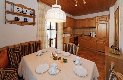 Eggersberg Apartment | 65qm-FeWo mit Balkon und herrlichem Ausblick zum Arber