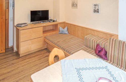 Sonnenberg Apartment | 66 m² Apartment ∙ 3 bedrooms ∙ 5 guests