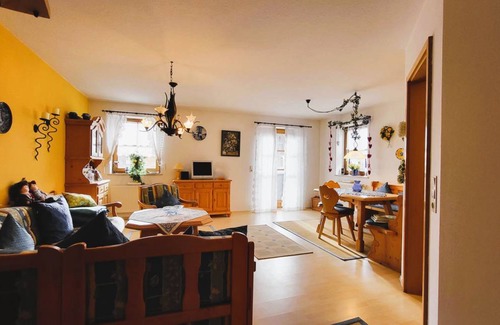 Rosshaupten Apartment | 67 m² Apartment ∙ 1 bedroom ∙ 2 guests