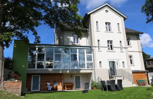 Bad Alexandersbad Apartment | 69 m² Apartment ∙ 2 bedrooms ∙ 6 guests