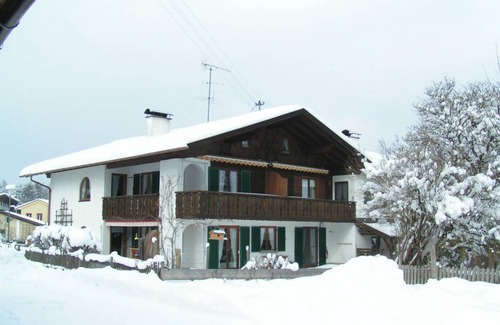 Bad Kohlgrub Apartment | 69 m² Apartment ∙ 1 bedroom ∙ 3 guests