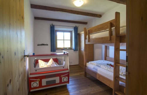 Kienberg Apartment | 69 m² Apartment ∙ 2 bedrooms ∙ 5 guests