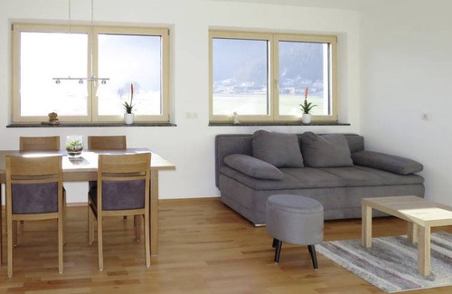 Strass im Zillertal Apartment | 70 m² Apartment ∙ 2 bedrooms ∙ 4 guests