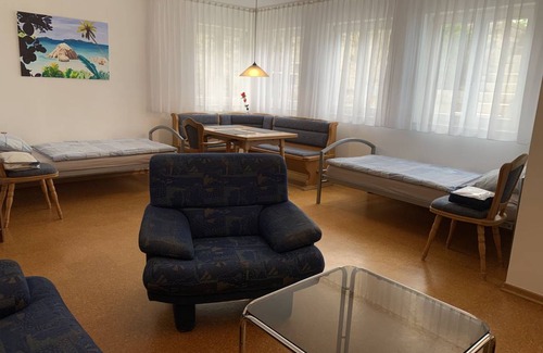 Dachau District Apartment | 70 m² Apartment ∙ 1 bedroom ∙ 5 guests