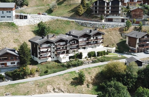 Albinen Apartment | 70 m² Apartment ∙ 2 bedrooms ∙ 4 guests