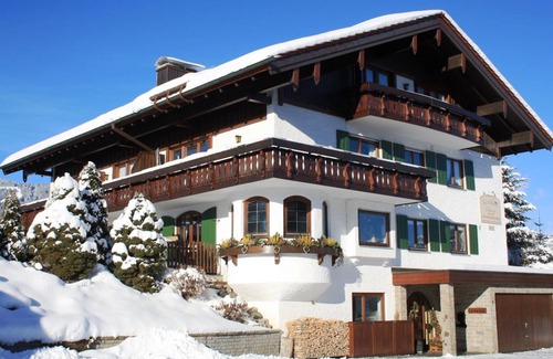 Verwaltungsgemeinschaft Hornergruppe Apartment | 70 m² Apartment ∙ 2 bedrooms ∙ 4 guests