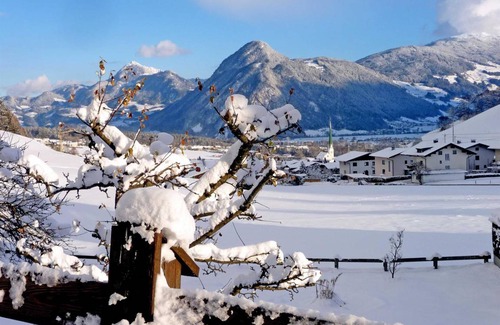 Wiesing Apartment | 70 m² Apartment ∙ 2 bedrooms ∙ 5 guests