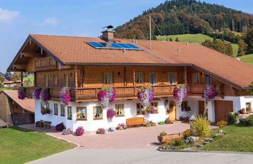 Oberau Apartment | 70 m² Apartment ∙ 2 bedrooms ∙ 4 guests