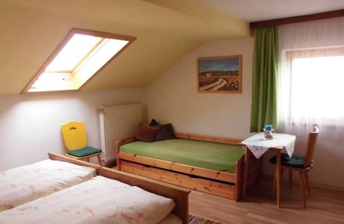 Teisendorf Apartment | 70 m² Apartment ∙ 2 bedrooms ∙ 5 guests