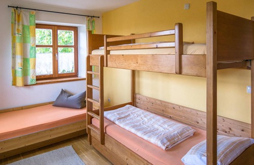Chamerau Apartment | 70 m² Apartment ∙ 2 bedrooms ∙ 4 guests