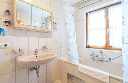 Bolsterlang Apartment | 70 m² Apartment ∙ 2 bedrooms ∙ 6 guests