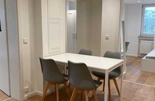 Neuperlach Resort | 70 m² Private room ∙ 1 bedroom ∙ 1 guest