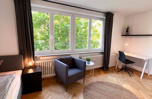 Obergiesing - Fasangarten Resort | 73 m² Private room ∙ 1 bedroom ∙ 1 guest