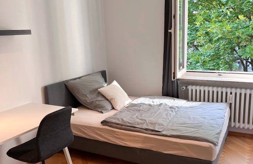 Obergiesing - Fasangarten Resort | 73 m² Private room ∙ 1 bedroom ∙ 1 guest