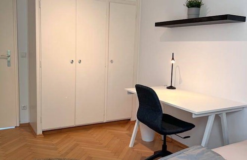 Obergiesing - Fasangarten Resort | 73 m² Private room ∙ 1 bedroom ∙ 1 guest