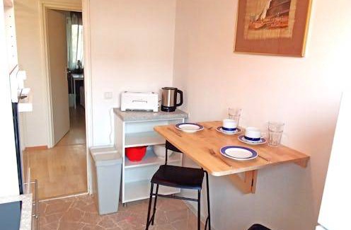 Munchen District Apartment | 75 m² Apartment ∙ 3 bedrooms ∙ 4 guests